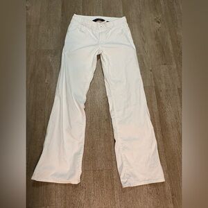 NORMA KAMALI WHITE BOOTCUT JEANS SIZE 10